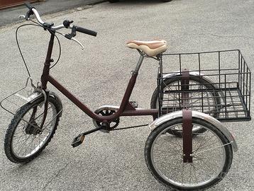 Bicicletta a tre ruote