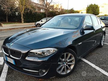 BMW Serie 5 (F10) - 2010 523i berlina