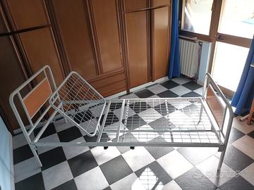 Letto Ortopedico disabili  a manov. +Coppia Sponde