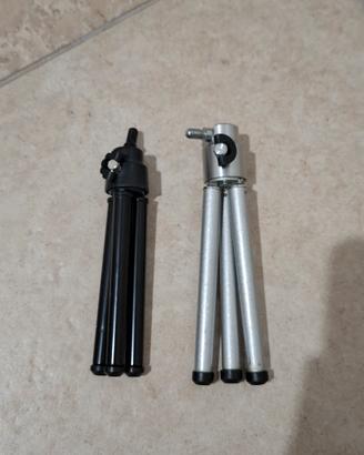 Treppiedi compatti per fotocamera