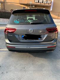 Volkswagen Tiguan R line