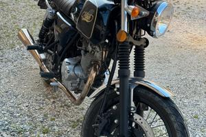 Mash Black Seven 125 - 2017