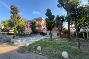 4 LOCALI A CAMPEGINE