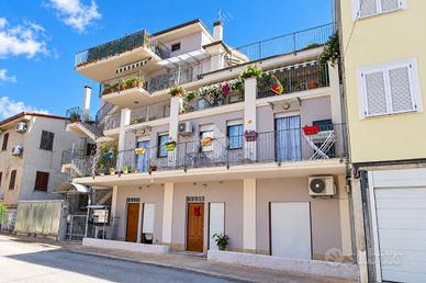 3 LOCALI A PORTO SANT'ELPIDIO