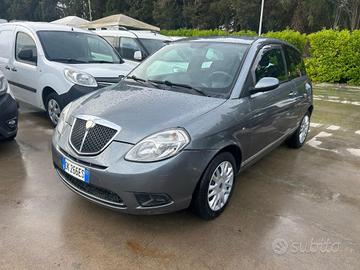 LANCIA Ypsilon 1.3 MJT 75 CV Argento