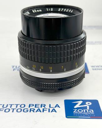 NIKKOR 85mm F2