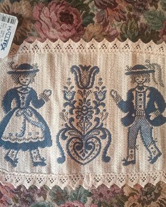 Centrino Vintage Halltex Austria stile Folk tirole