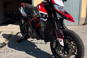 Hypermotard 950