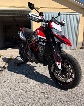 Hypermotard 950