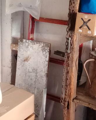 Impalcatura per imbiancare interni