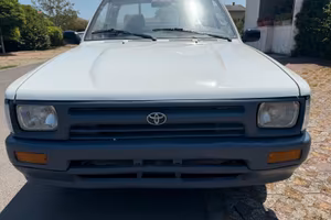 Toyota Hilux 2.4 diesel Pick-up
