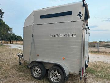 Van trasporto cavalli