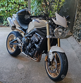 Triumph street triple 675