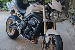 Triumph street triple 675
