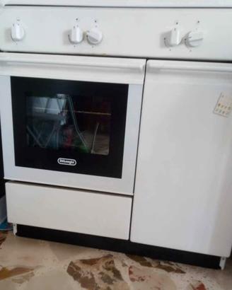 cucina a gas DeLonghi (Piano cottura e forno)