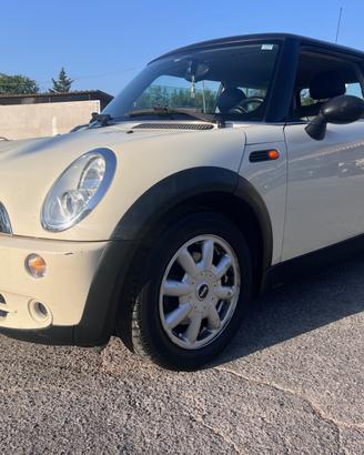 Mini 1.6 16V One Park Lane
