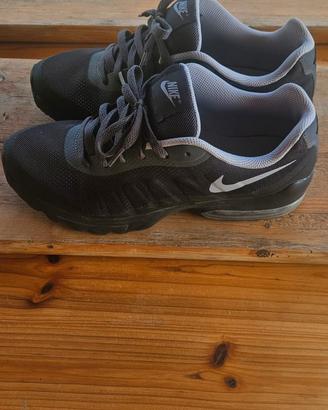 Nike Air Max Invigor black uomo - misura 42,5