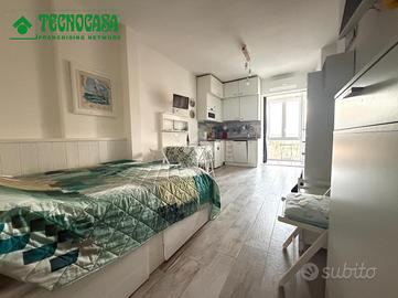 MONOLOCALE A SARZANA