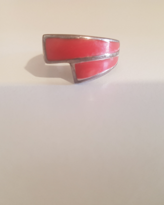 Anello in argento smaltato in rosso