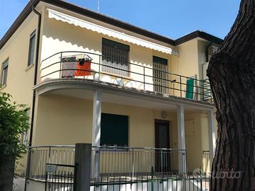 Jesolo con 2 camere a 2 passi dal mare