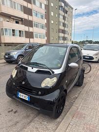 Smart coupé