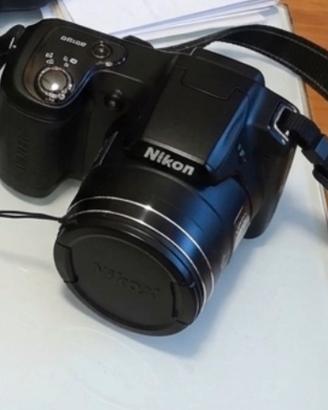 Macchina fotografica Nikon Colpix L100