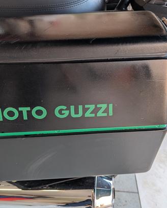 Valigie laterali per Moto Guzzi V7III 