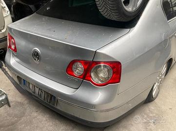 PORTELLONE POSTERIORE NUDO VOLKSWAGEN Passat Berli