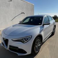 Alfa Romeo Stelvio 2.2 Turbodiesel 150 CV AT8 RWD 