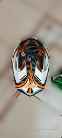 casco kxd pro con occhiali da motocross verdi 
