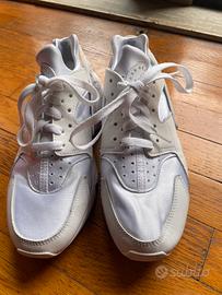 Scarpe Nike Huarache bianche 40.5