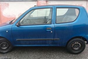 Seicento pochi km