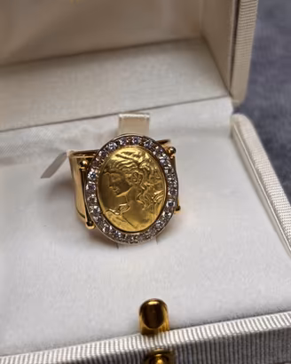 Anello Donna in oro giallo 18k  con zaffiri