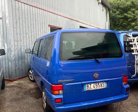 VOLKSWAGEN Caravelle/Multivan - 2001