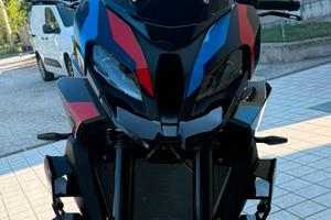 Xr 1000 m competition