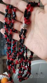 collana lunga donna rossa e nera nuova