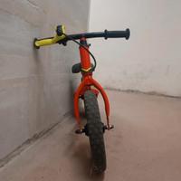 Bicicletta senza pedali