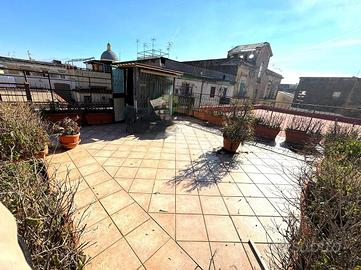 3 LOCALI A TORRE ANNUNZIATA