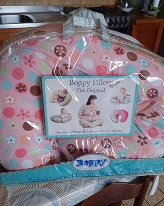 Cuscino per allattamento e sterilizzatore