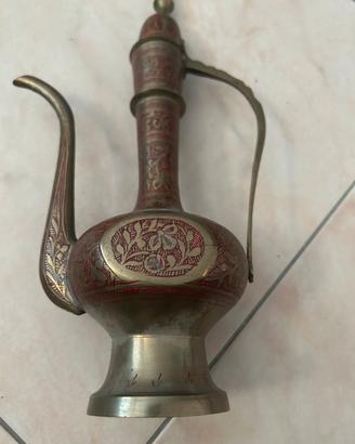 Teiera  Indiana in ottone