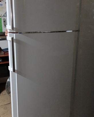 Frigorifero HOTPOINT ARISTON  Total no Frost