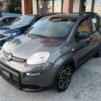 Fiat Panda 1.0 70CV HYBRID CITY LIFE NEOPATENTATI