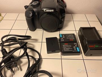 Canon 1100d corpo macchina+ 3 batterie
