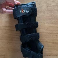 Tutore polso destro lungo fino al gomito taglia 00