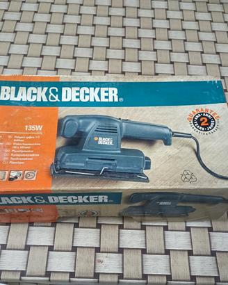 Levigatrice Orbitale Elettrica Black & Decker 135W