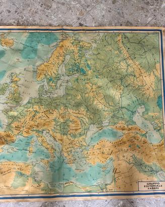 Carta geografica fisica politica Europa vintage.