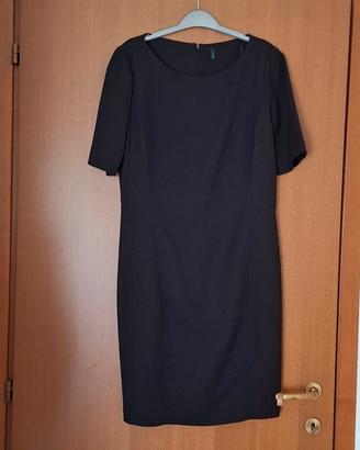  Tubino nero a rilievo  United Colors of Benetton