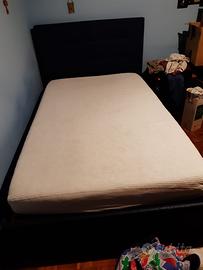 Letto una piazza e mezza con materasso in lattice