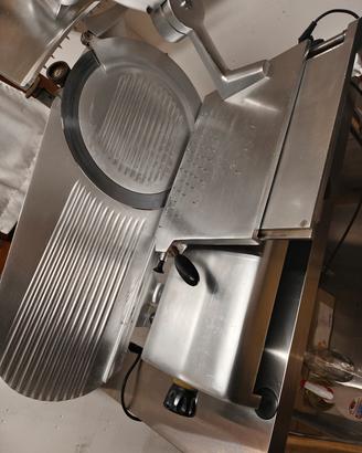 affettatrice omas professionale