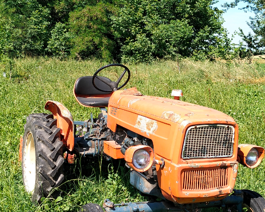 Trattore agricolo fiat 215